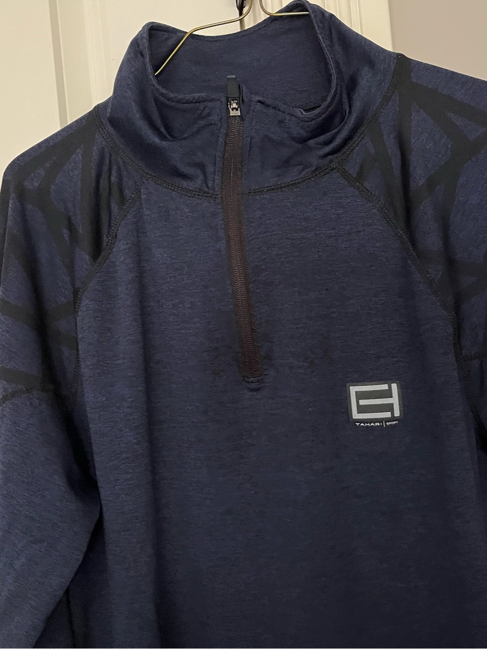 Tahari Sport Men’s Quarter Zip Long Sleeves Men’s Pull over L - Picture 3 of 5
